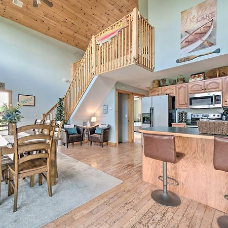 Sevierville Lake House With Deck And Foosball Table! Экстерьер фото